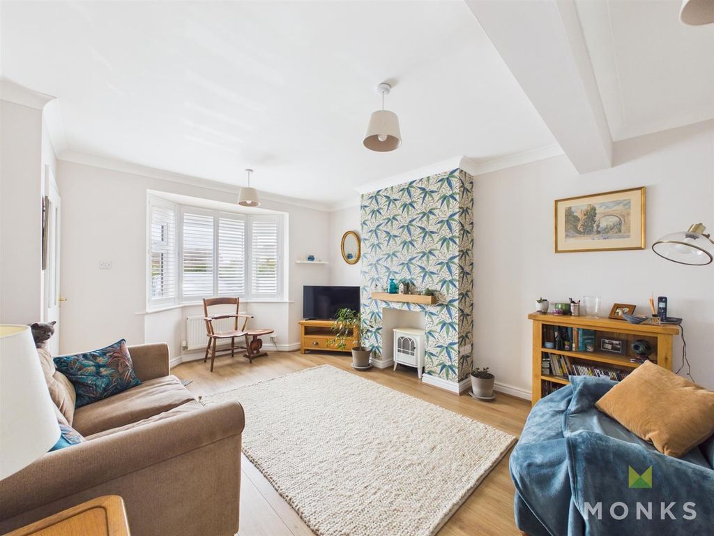 Property photo 2 of 15 Cam03644G0-Pr0053-Still006.Jpg