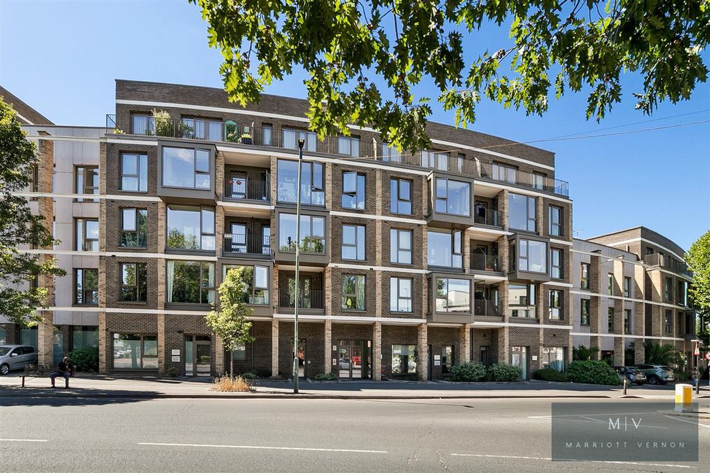 Property photo 1 of 22 Ikon House 23 MV-22.Jpg