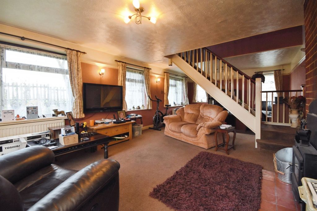 Property photo 3 of 20