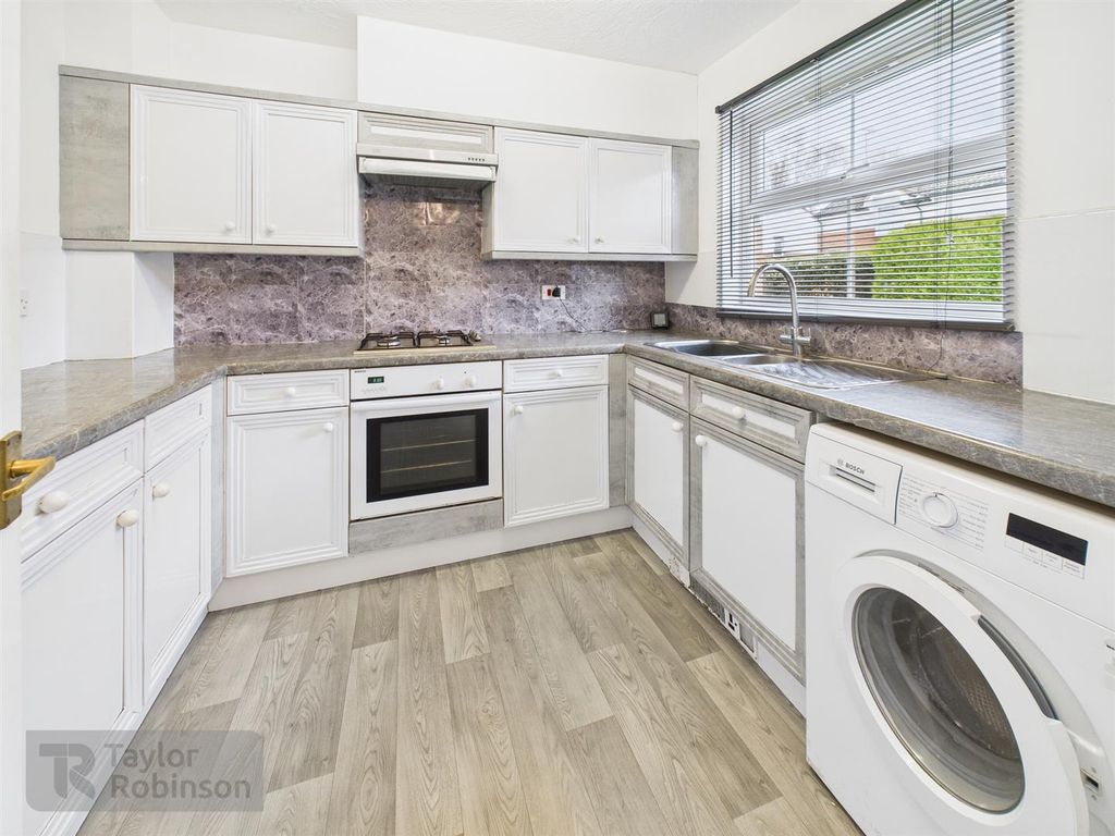 Property photo 2 of 11 Cam02600G0-Pr0611-Still011.Jpg