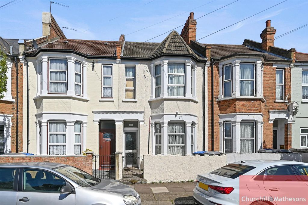 Property photo 1 of 12