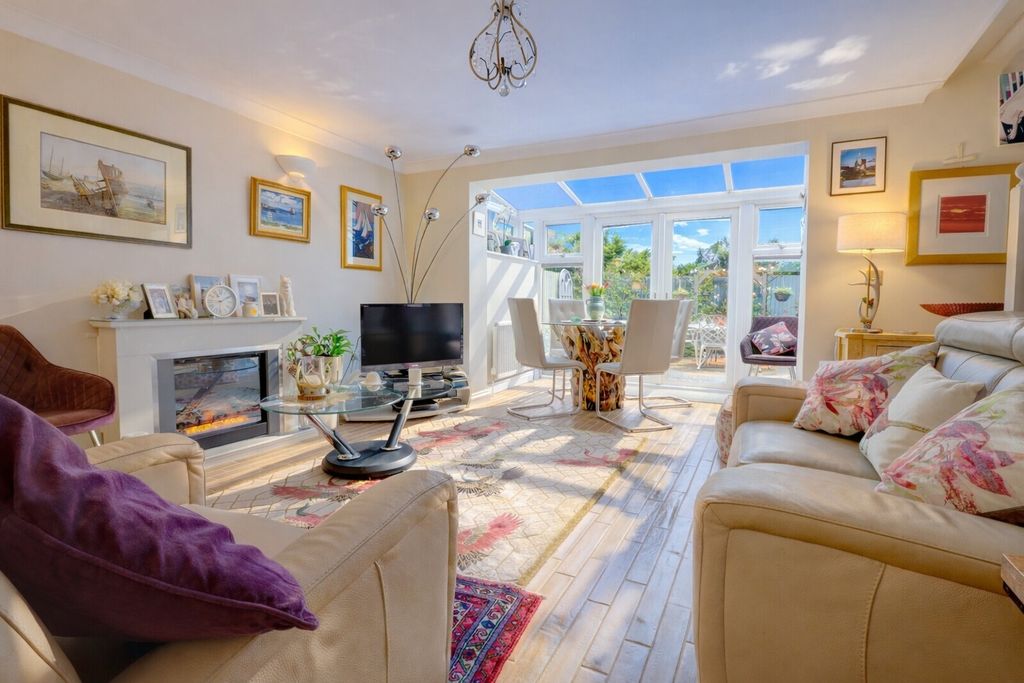 Property photo 1 of 14 Picture No. 28