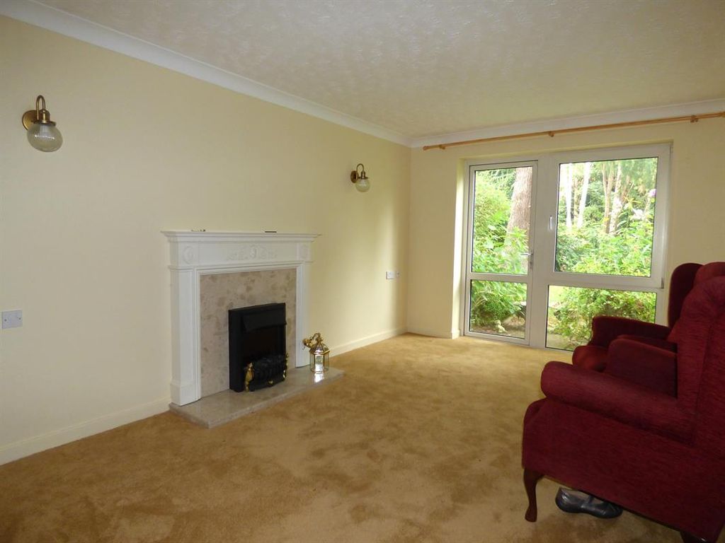 Property photo 2 of 9 Photo 16