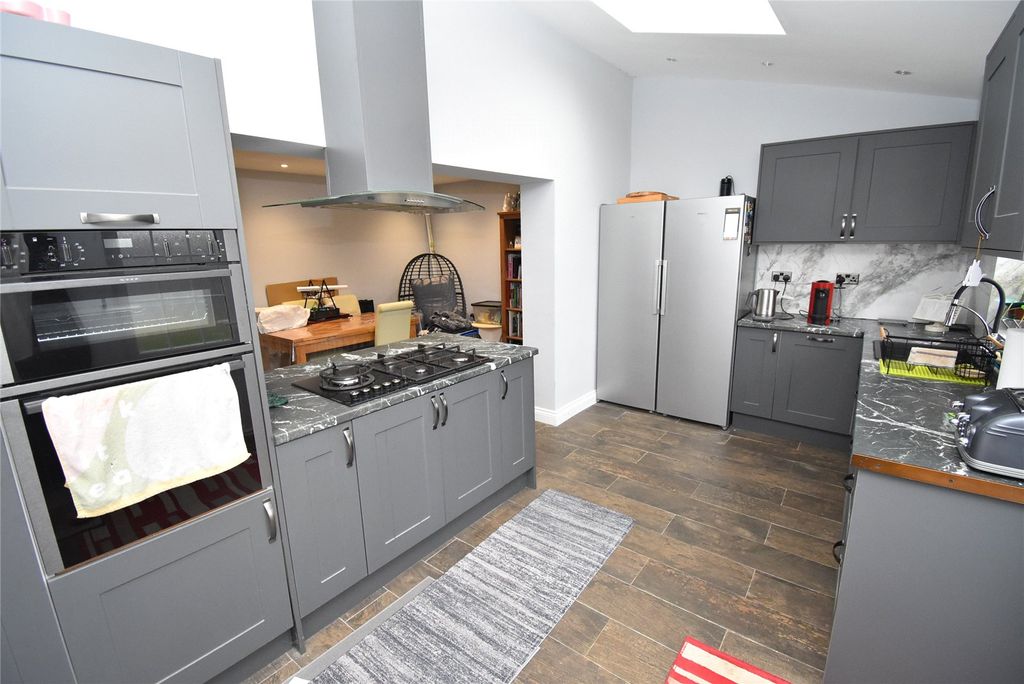 Property photo 3 of 17 Picture No. 09