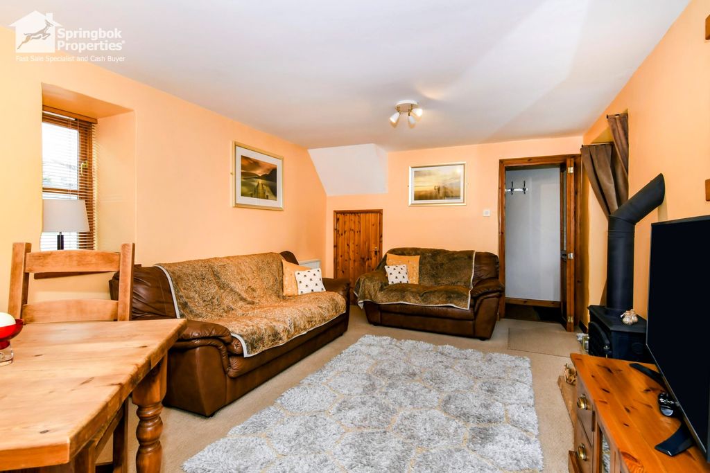 Property photo 2 of 11 Image 2