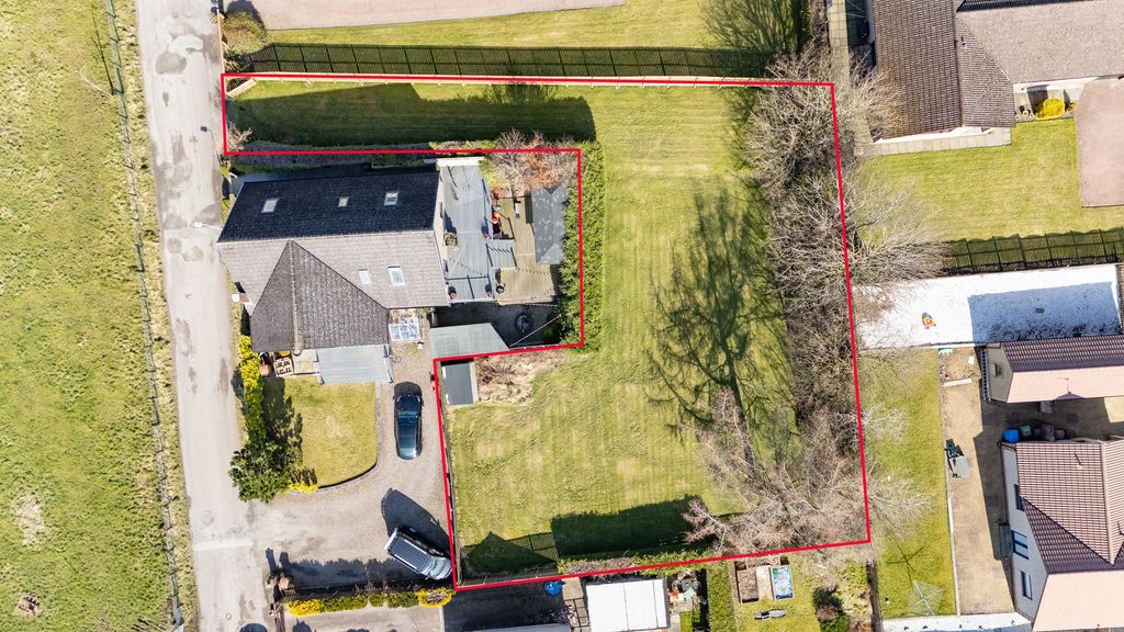 Property photo 1 of 11 Aerial Outline