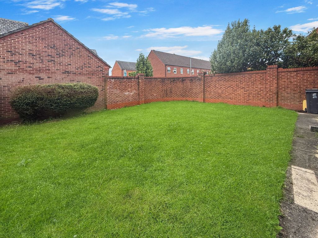 Property photo 2 of 14