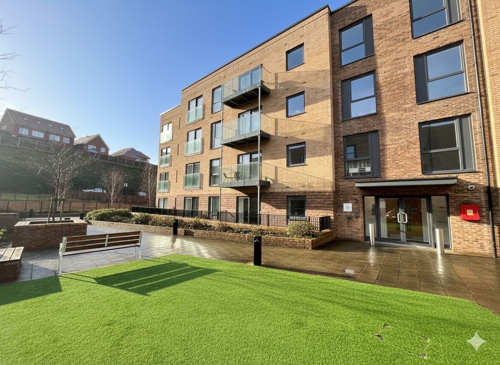 Property photo 1 of 8 4875460