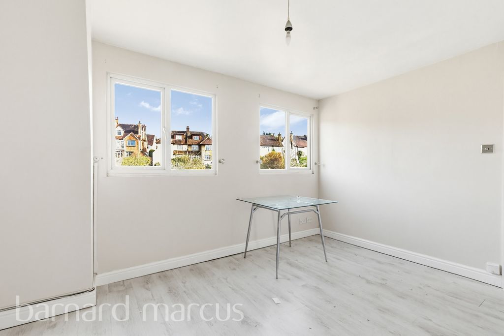 Property photo 3 of 8 Living Room