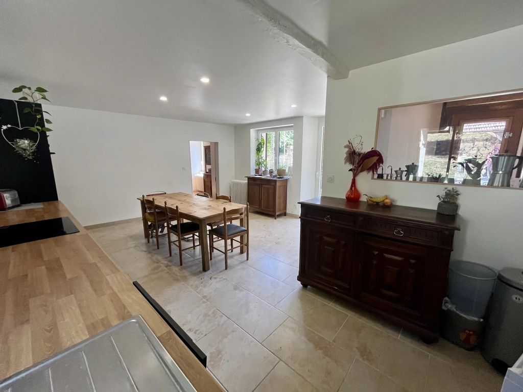 Property photo 2 of 35 61314d049Ad5d8A78161Bf497927949c_85Cef81B3B_1920-Big