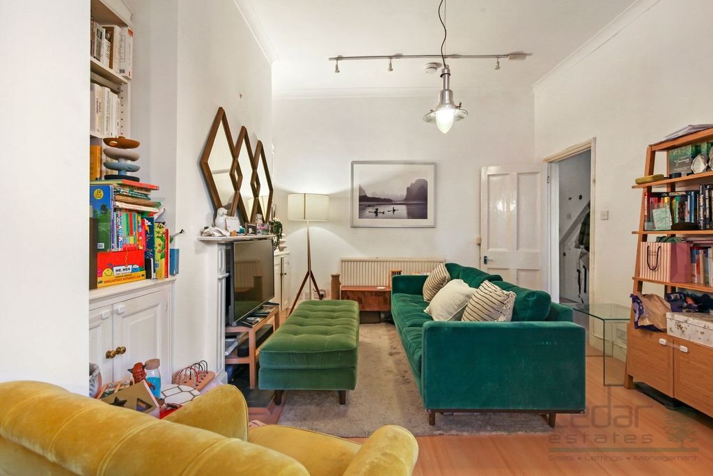 Property photo 3 of 14