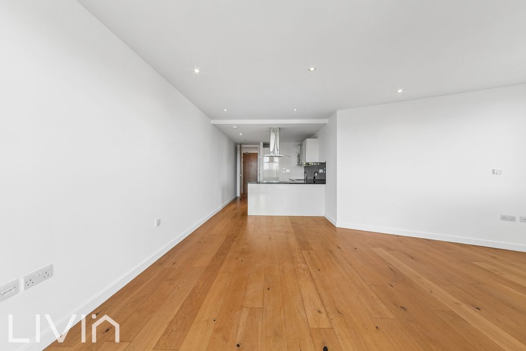 Property photo 2 of 12 Altitude Apartments 97 -31 (1)