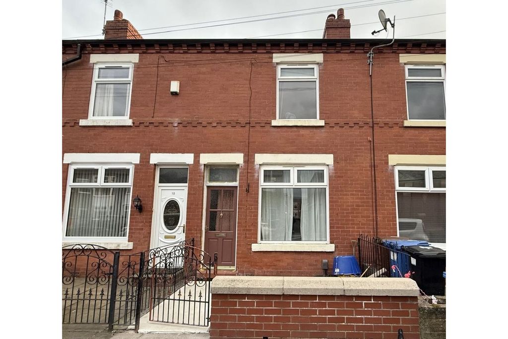 Property photo 1 of 25