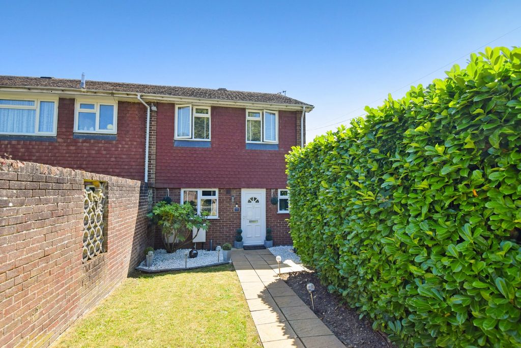 Property photo 1 of 15 External