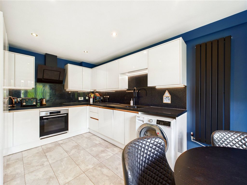 Property photo 3 of 18 Picture No. 08