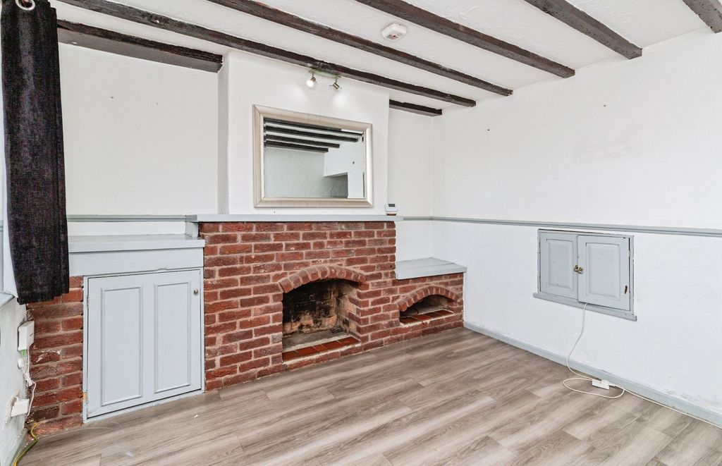 Property photo 3 of 17 Pbox-Img.Jpg