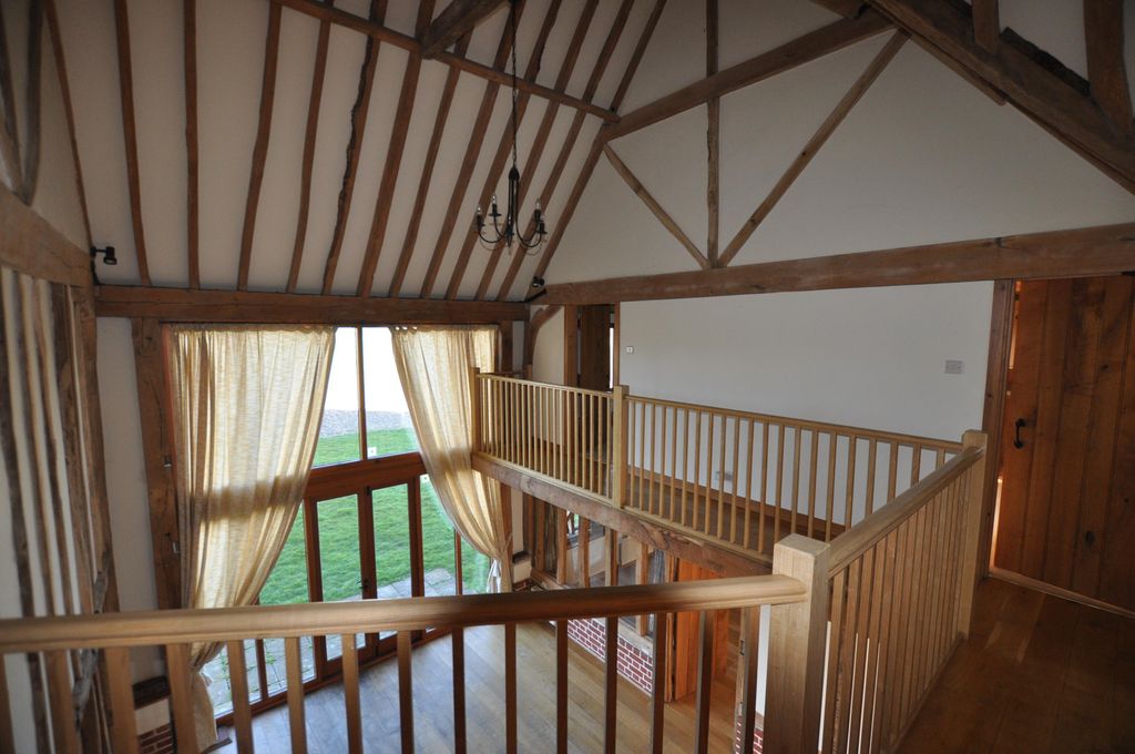 Property photo 2 of 5 Balcony