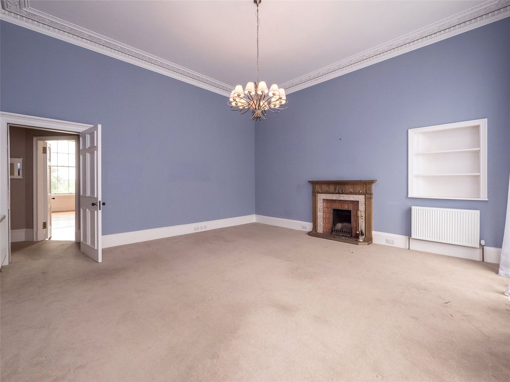 Property photo 3 of 19 Picture No. 04