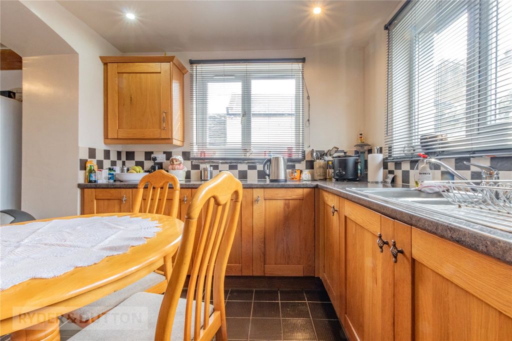 Property photo 3 of 21 Kitchen Diner