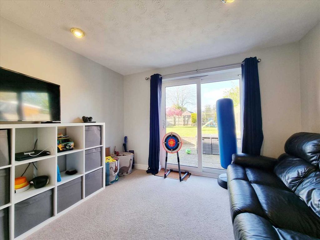 Property photo 3 of 16 Play Room: