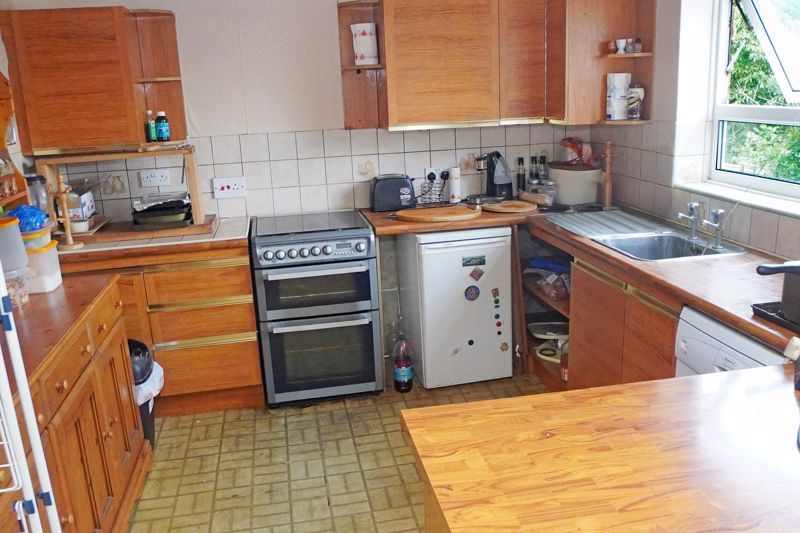 Property photo 3 of 11 Photo 3