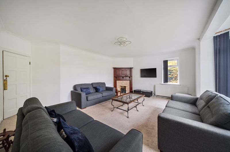 Property photo 3 of 19 Photo 16