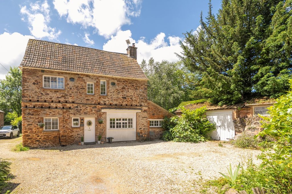 Property photo 1 of 30 1470848 (11) 2