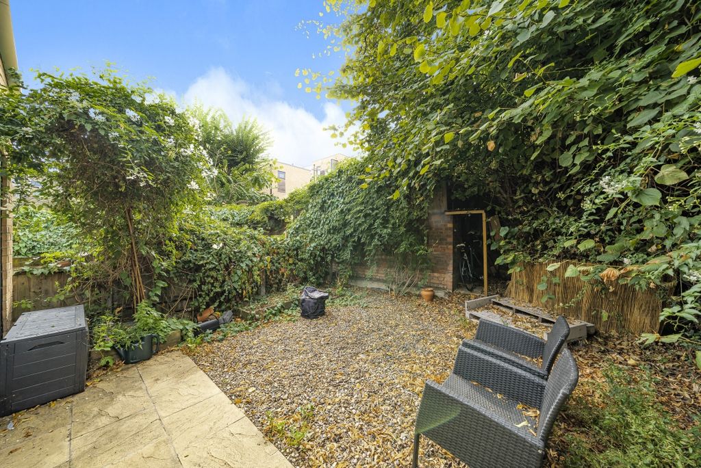 Property photo 3 of 7 1031098 (6)
