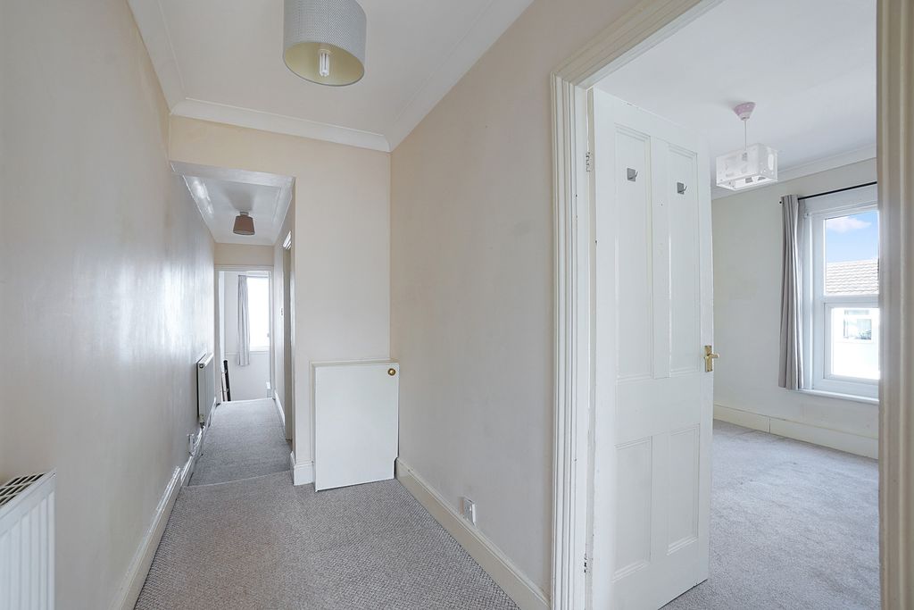 Property photo 3 of 6 Photo 2