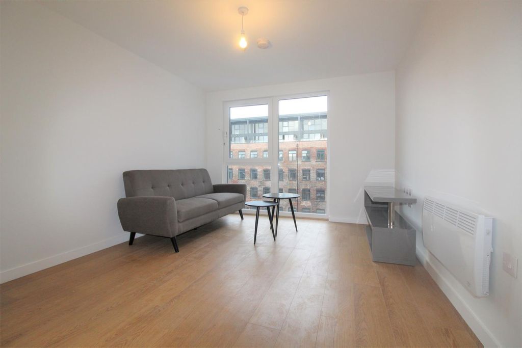 Property photo 2 of 8 Living Space