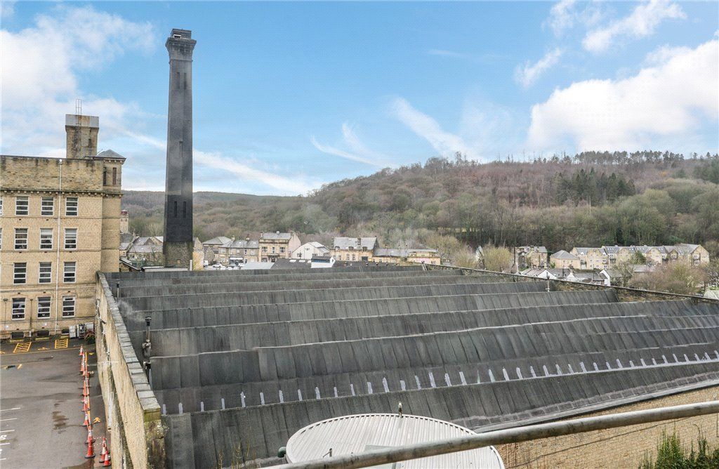 Property photo 2 of 15 Aspect