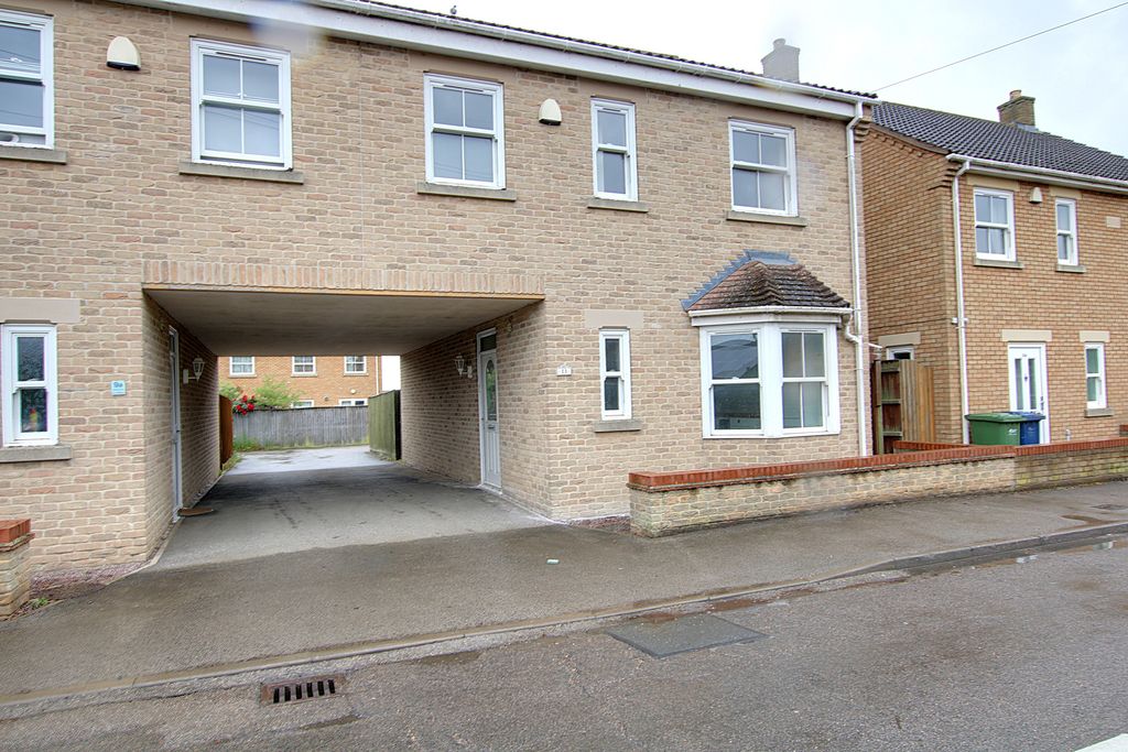 Property photo 1 of 13