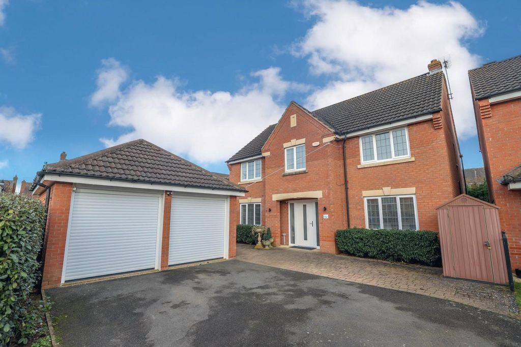 Property photo 1 of 27 5.Jpg