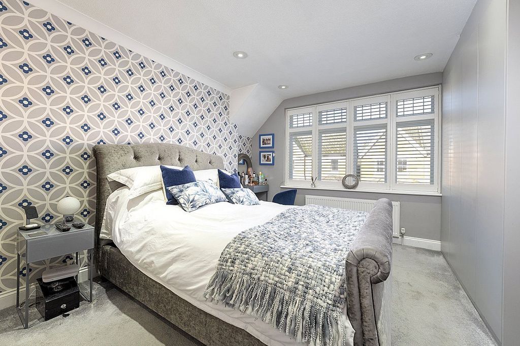 Property photo 3 of 21 Picture No. 02