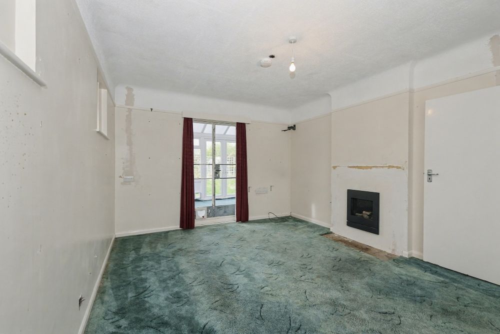 Property photo 3 of 21