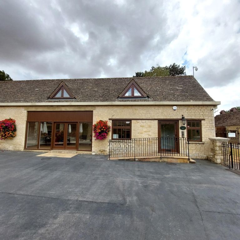 Property photo 1 of 6