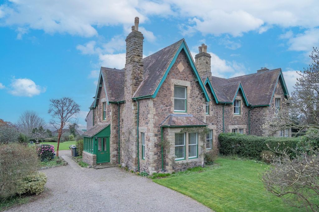 Additional image 23 of 4 bed semi-detached house for saleWoodfarm Road, Malvern WR14
