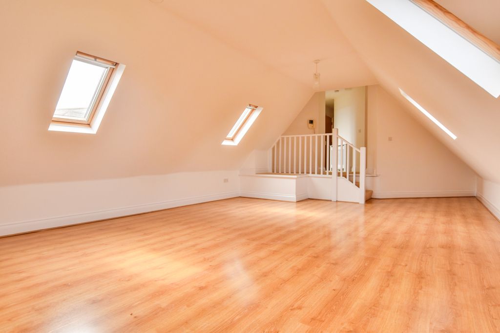 Property photo 2 of 12 Dsc_0046-Dsc_0048