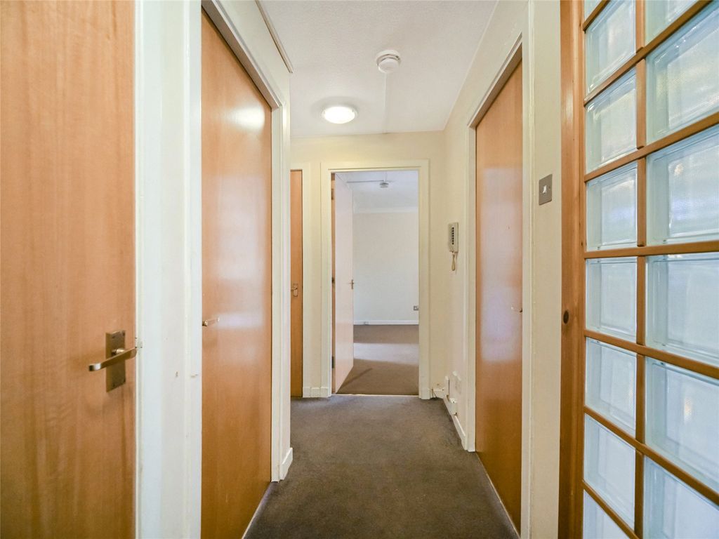 Property photo 3 of 14 3