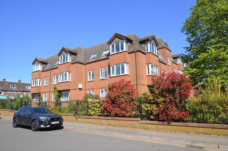 Property photo 1 of 15 Photo 14