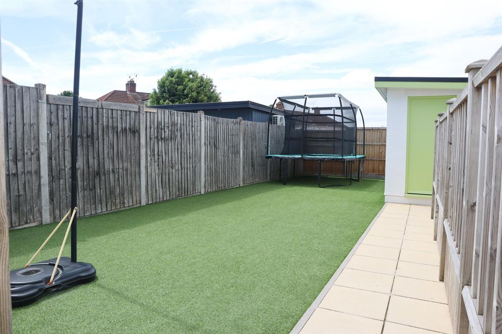 Property photo 3 of 12 Img_4063.Jpg