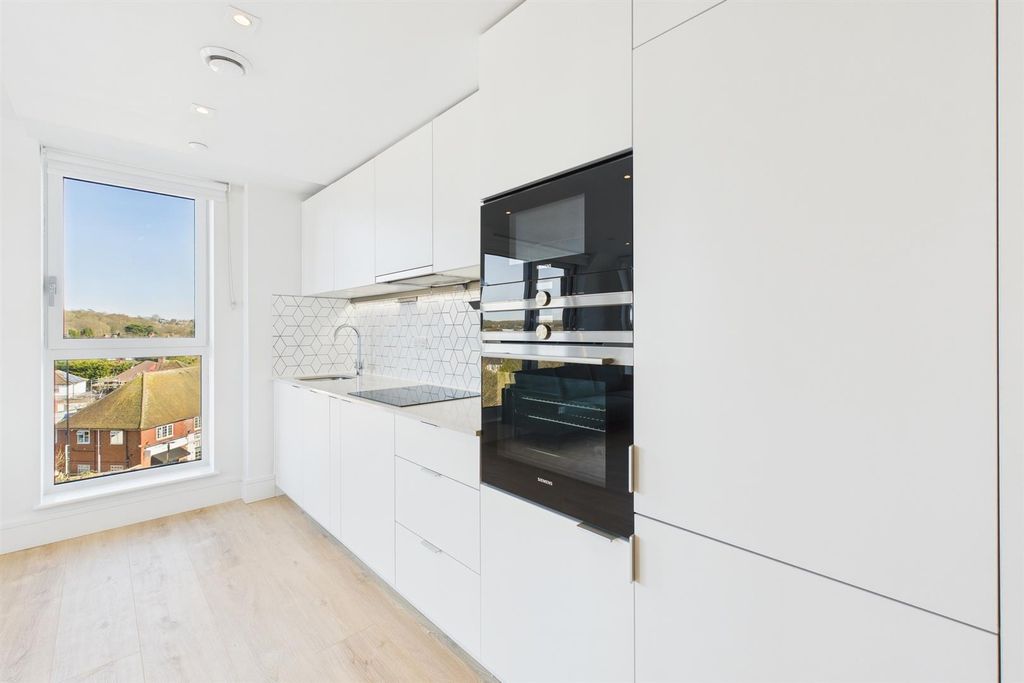 Property photo 2 of 10 2.Jpg