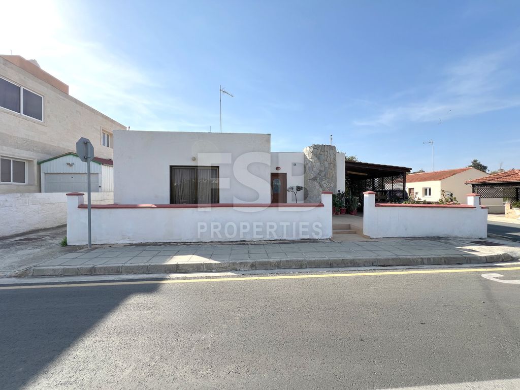 Property photo 2 of 9