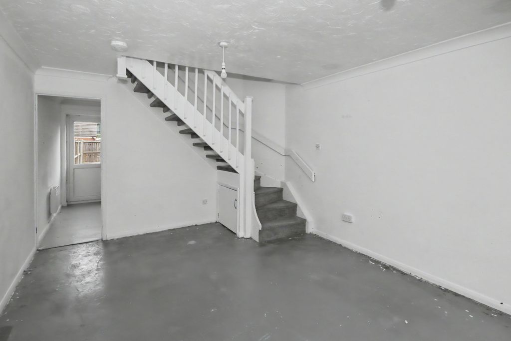 Property photo 2 of 13 9 Alan Jarvis Way, Terrington St Clement, King's Lynn, Norfolk, Pe34 4Es