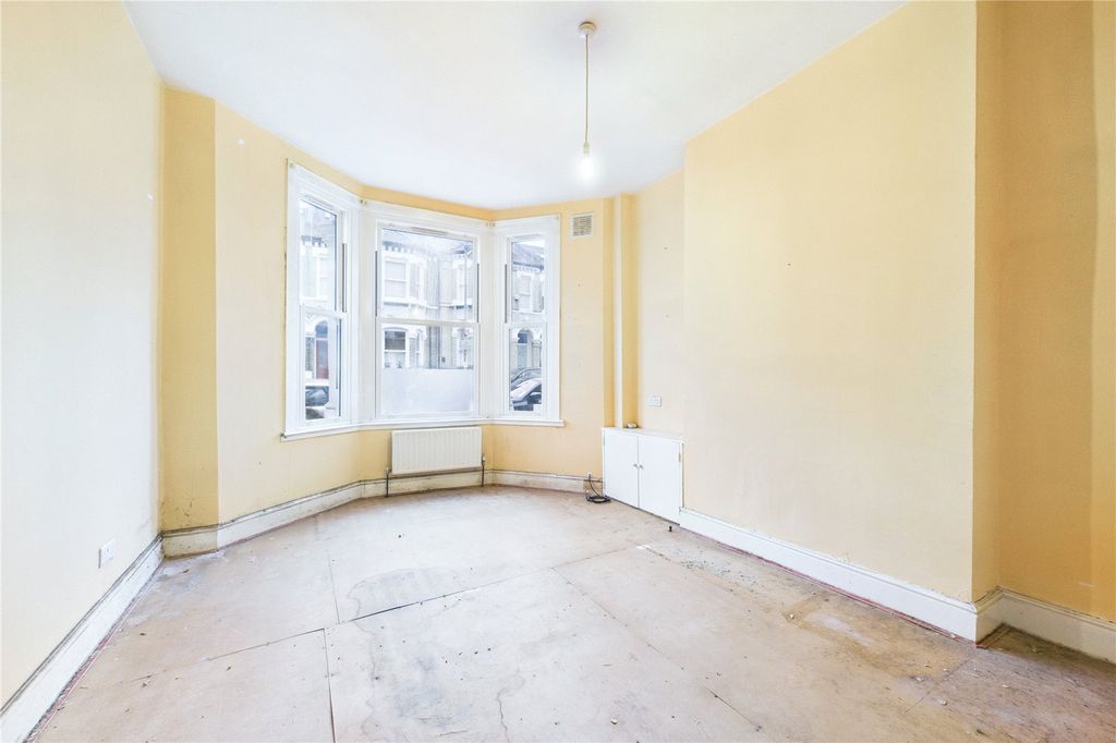 Property photo 2 of 10 Picture No. 02