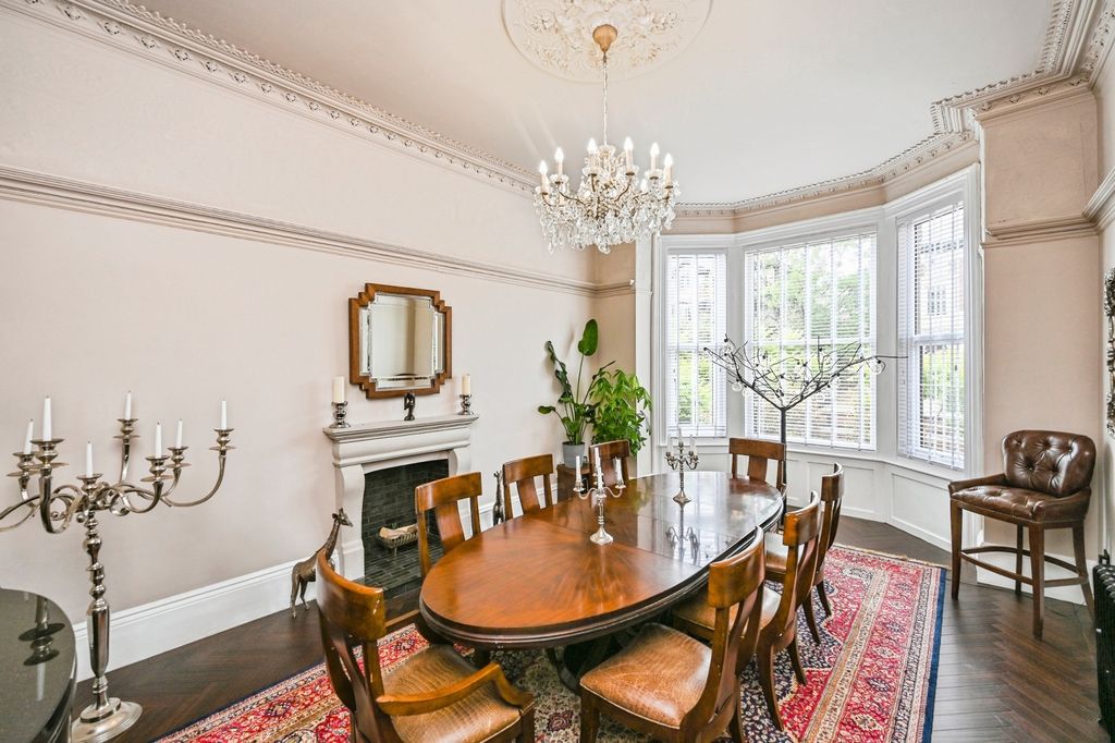 Property photo 3 of 27 Pbox-Img.Jpg
