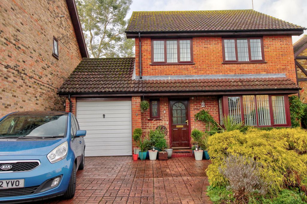 Property photo 2 of 30 Front