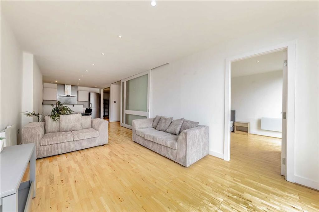 Property photo 3 of 7