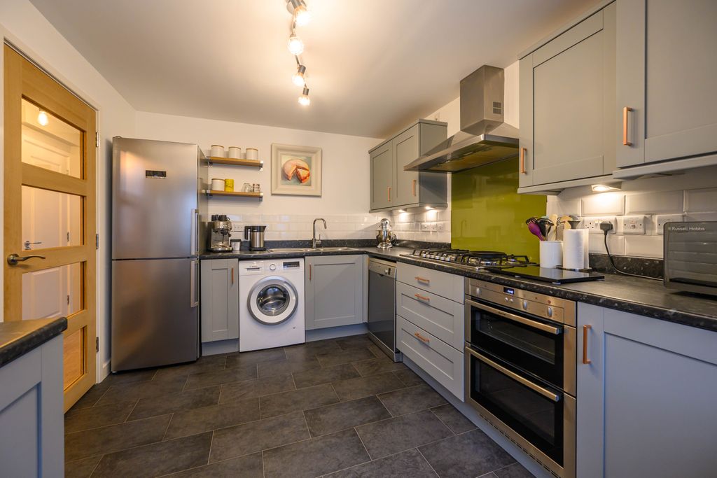 Property photo 3 of 22 Dsc_5825