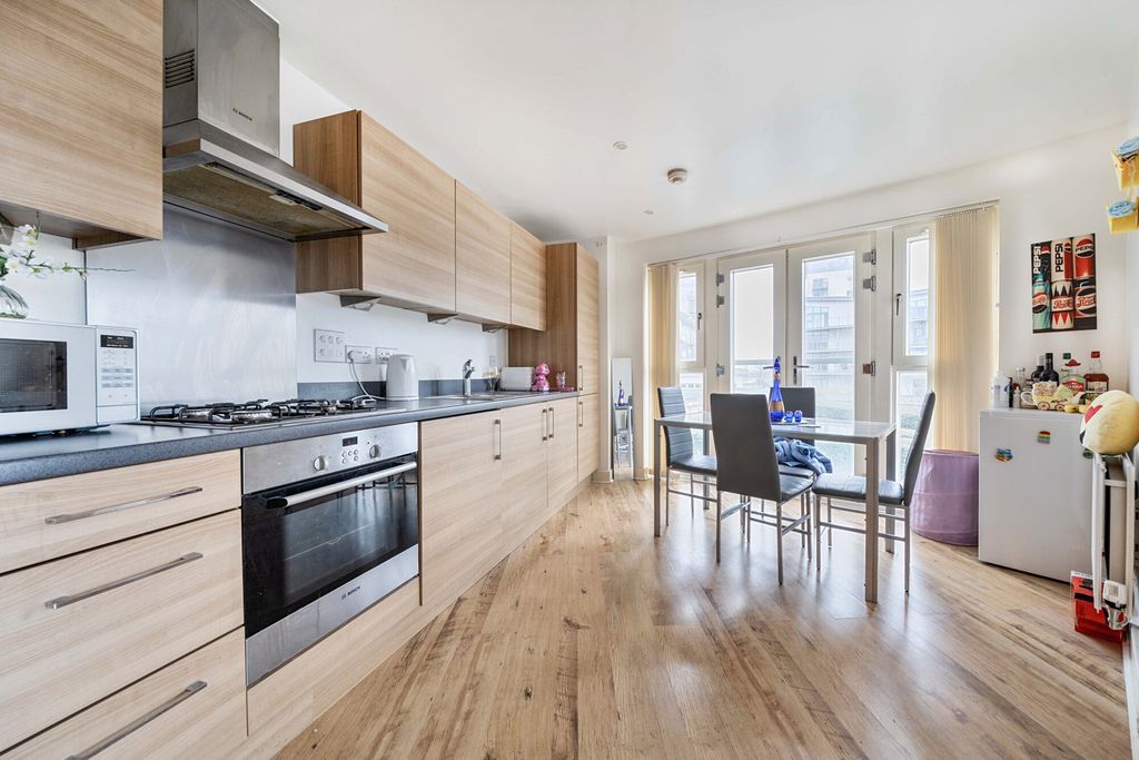 Property photo 2 of 22 Kitchen